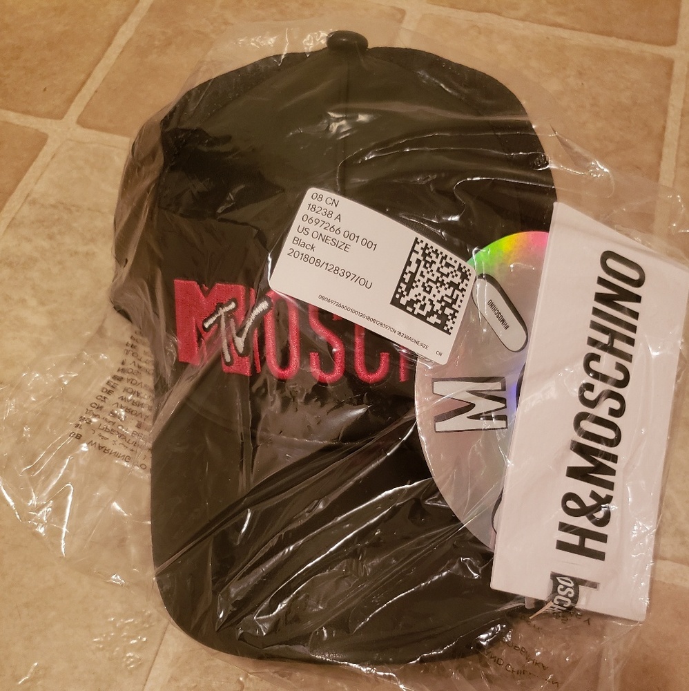 Moschino x H&M Hat